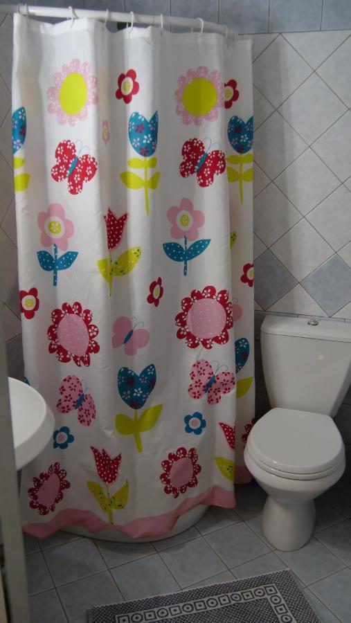 Isabela Apartments ساراندا المظهر الخارجي الصورة