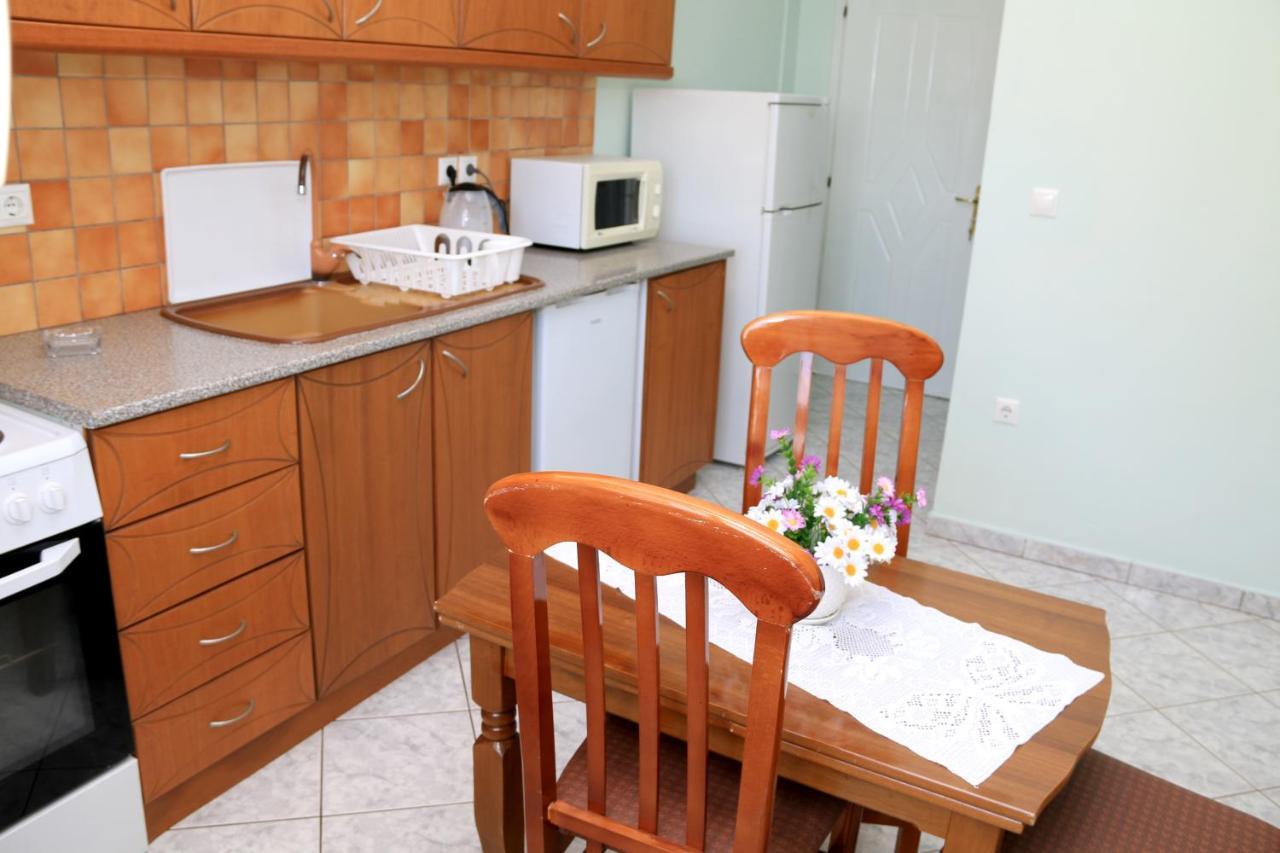 Isabela Apartments ساراندا المظهر الخارجي الصورة