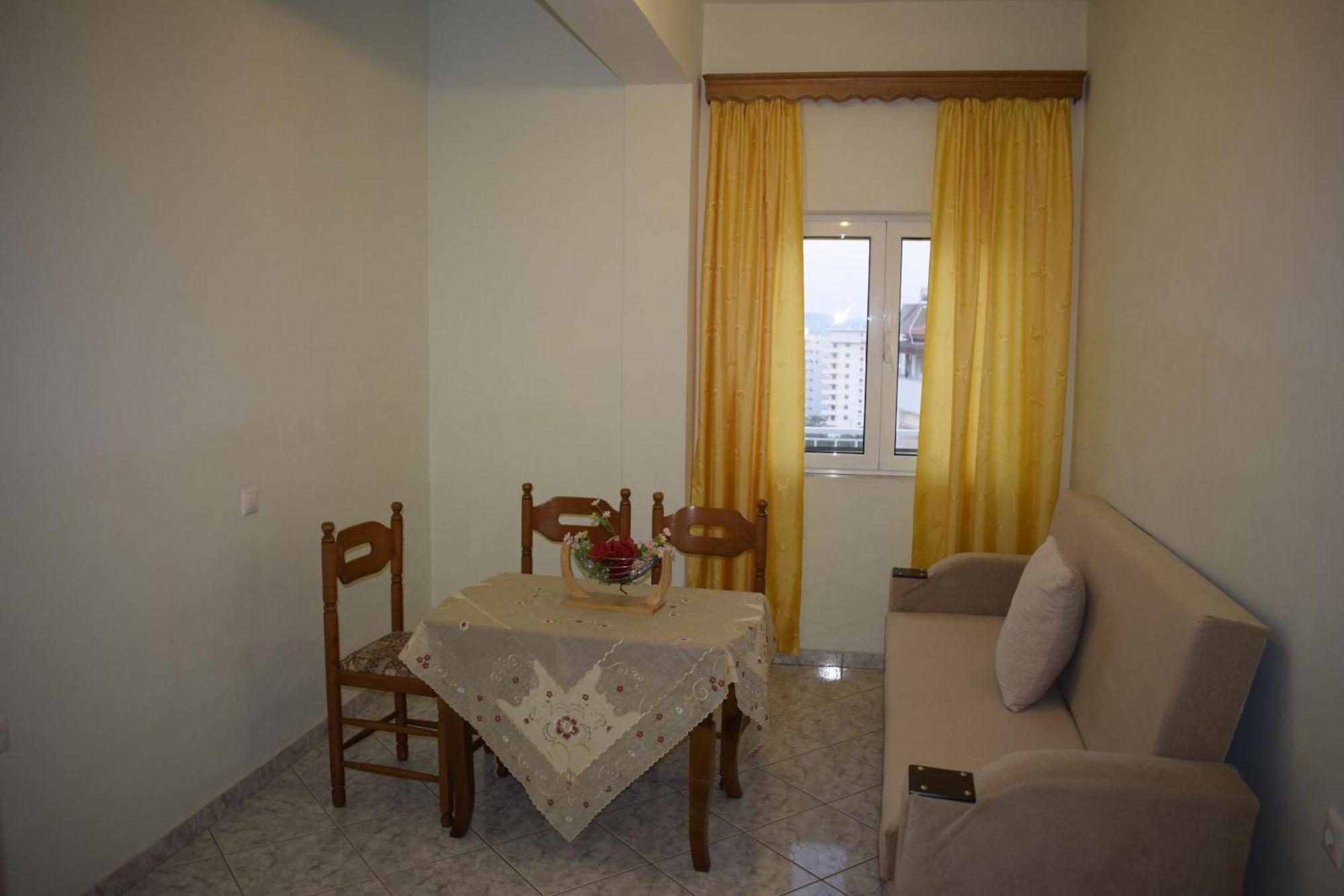 Isabela Apartments ساراندا المظهر الخارجي الصورة